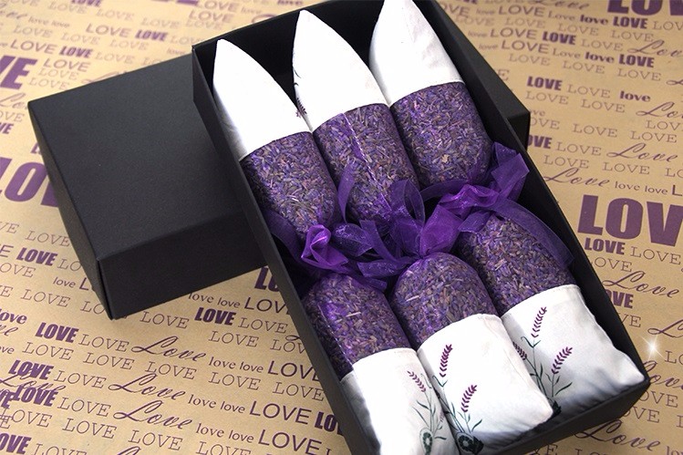 Lavender-sachets-natural-dried-flowers--sleep-sweet-bursa-car-wardrobe-sachets--