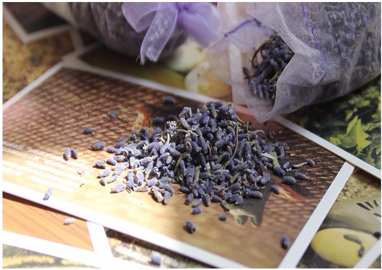 Lavender-sachets-natural-dried-flowers--sleep-sweet-bursa-car-wardrobe-sachets--